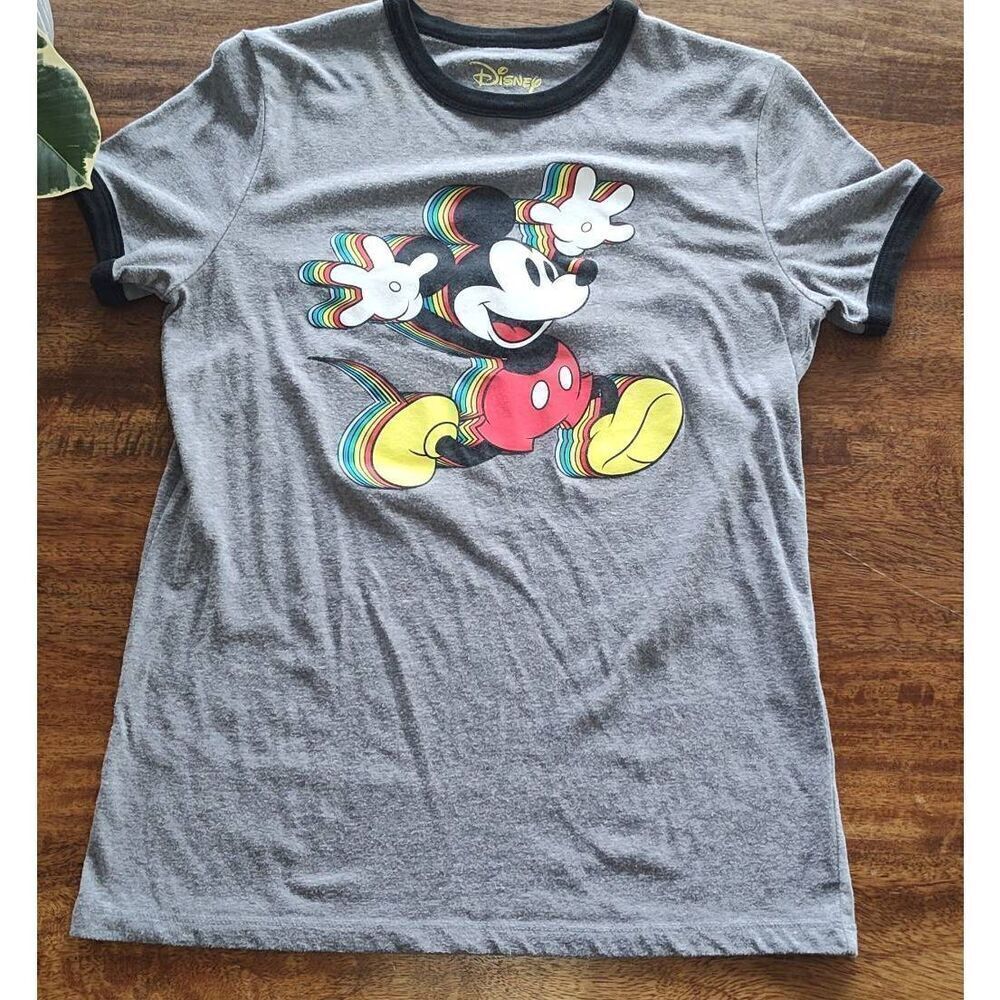 Mickey Mouse Disney SS T shirt Medium Rainbow SEE MEASUREMENTS 🌈